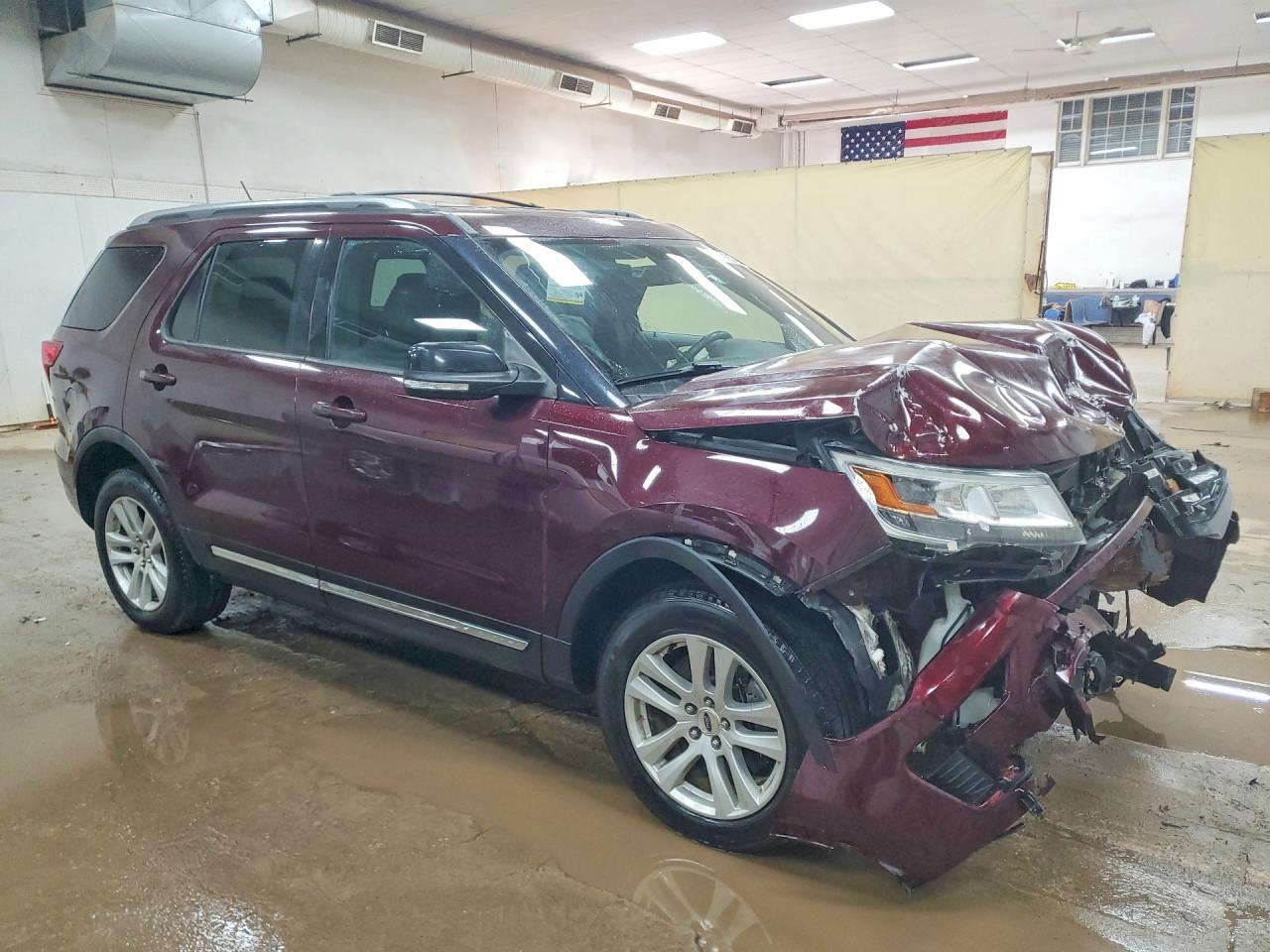 2018 FORD EXPLORER XLT photo 4