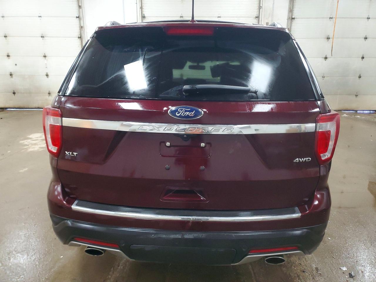 2018 FORD EXPLORER XLT photo 6