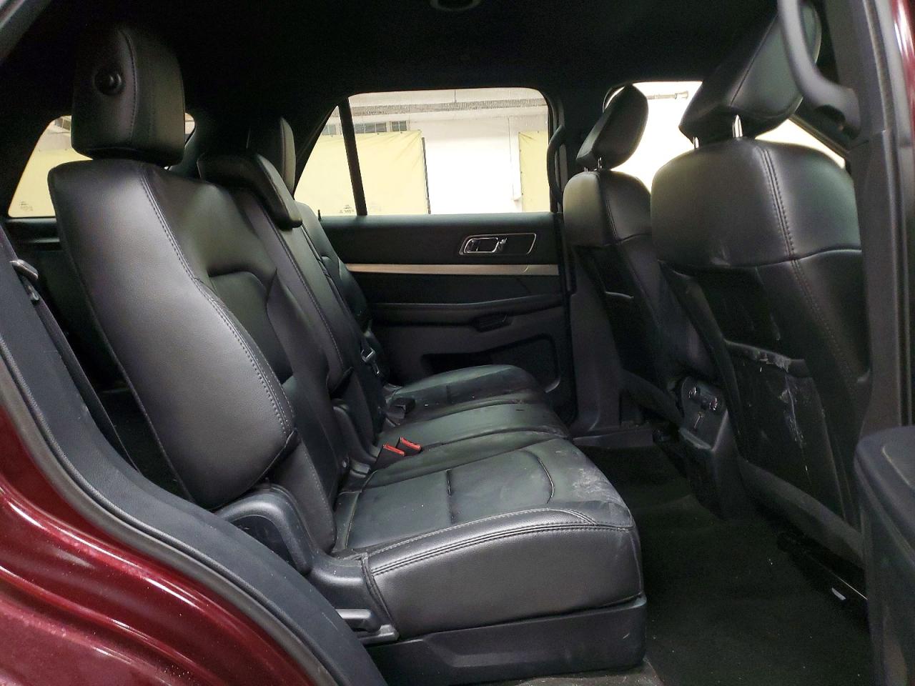 2018 FORD EXPLORER XLT photo 11