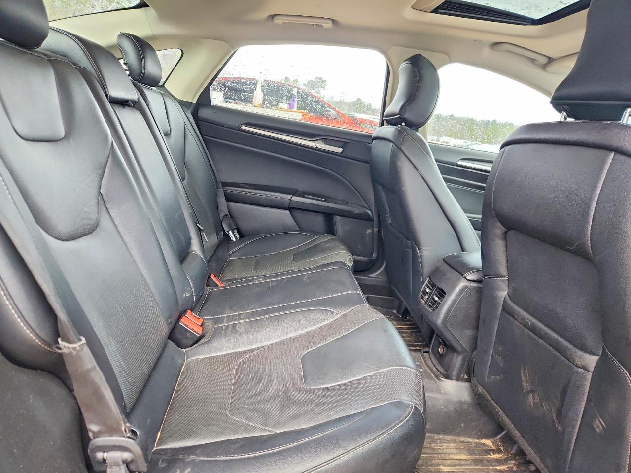 2019 FORD FUSION TITANIUM photo 10