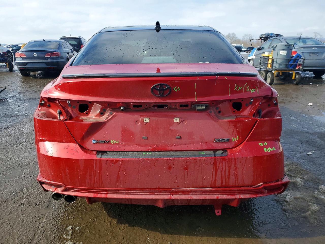 2025 TOYOTA CAMRY XSE photo 6