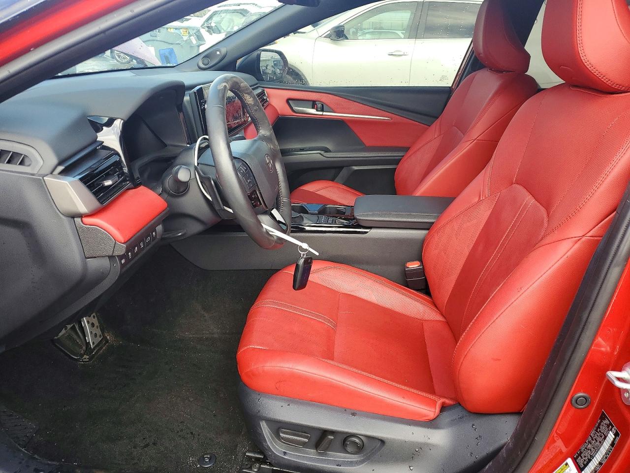 2025 TOYOTA CAMRY XSE photo 7