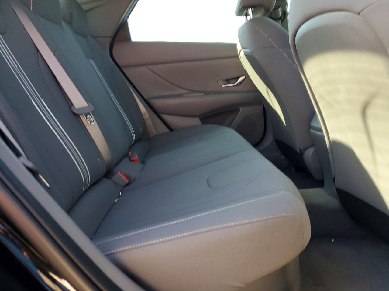 2023 HYUNDAI ELANTRA BLUE photo 19