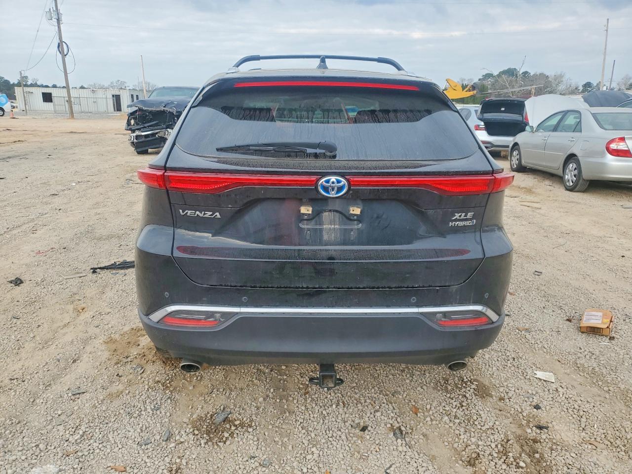 2021 TOYOTA VENZA LE photo 11