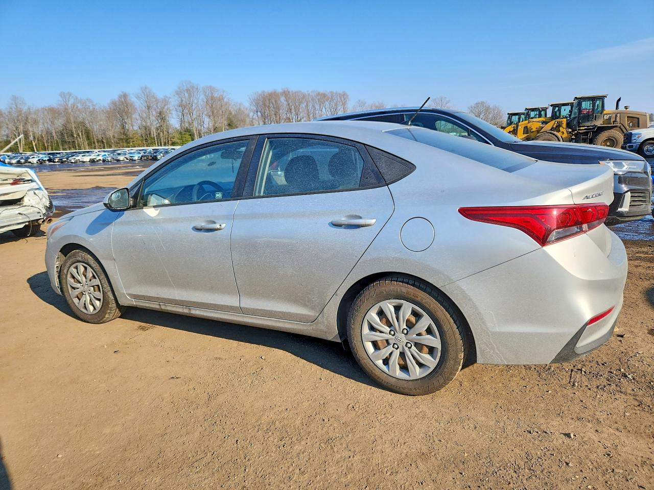2019 HYUNDAI ACCENT SE photo 3
