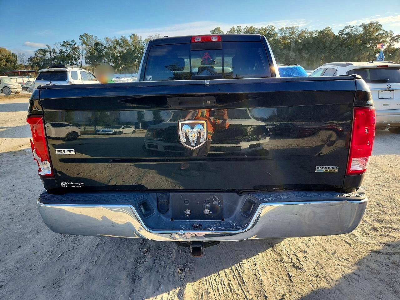 2016 RAM 1500 SLT photo 11