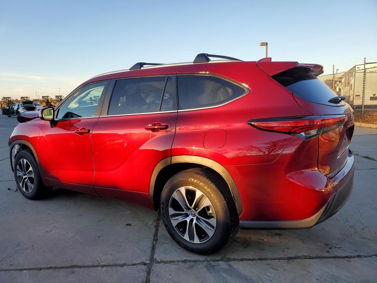 2023 TOYOTA HIGHLANDER L photo 4