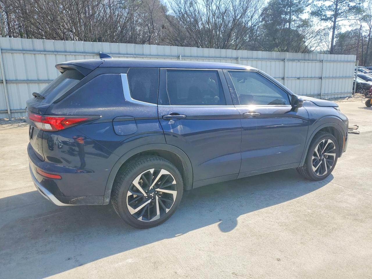 2024 MITSUBISHI OUTLANDER SE photo 7