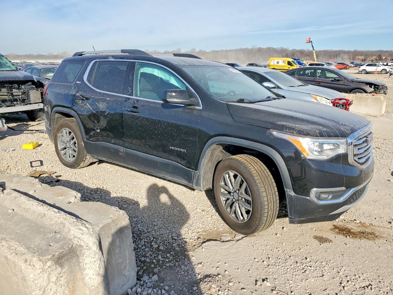 2019 GMC ACADIA SLE photo 4