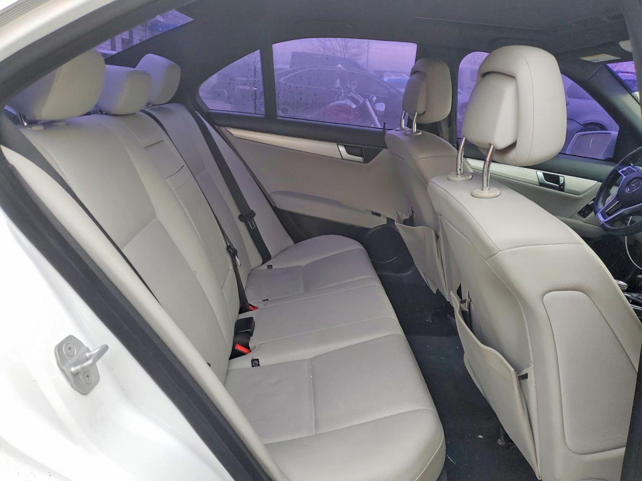 2013 MERCEDES-BENZ C 250 photo 10