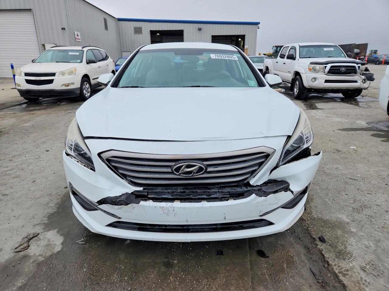 2015 HYUNDAI SONATA SE photo 5
