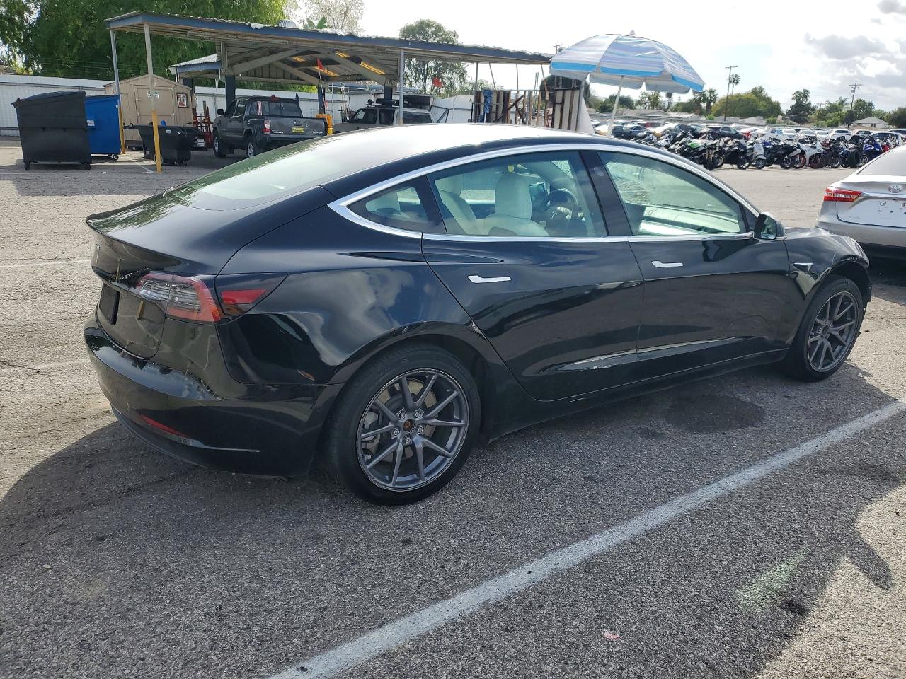 2019 TESLA MODEL 3 photo 3