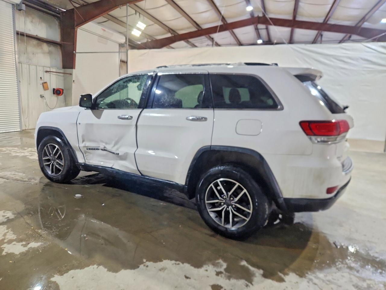2022 JEEP GRAND CHEROKEE LIMITED photo 2