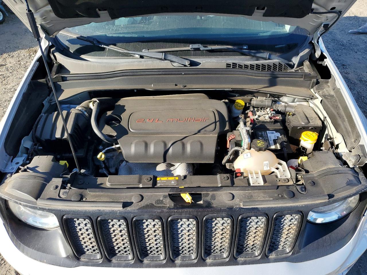 2019 JEEP RENEGADE LATITUDE photo 31