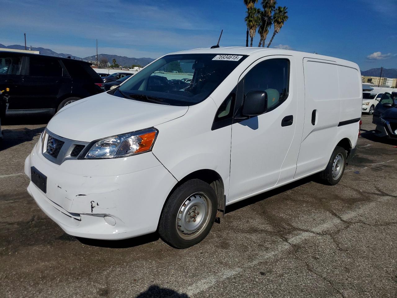 2020 NISSAN NV200