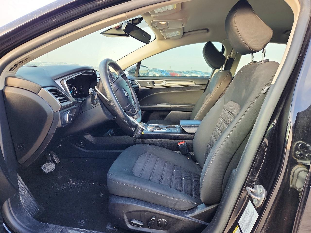2020 FORD FUSION SE photo 13