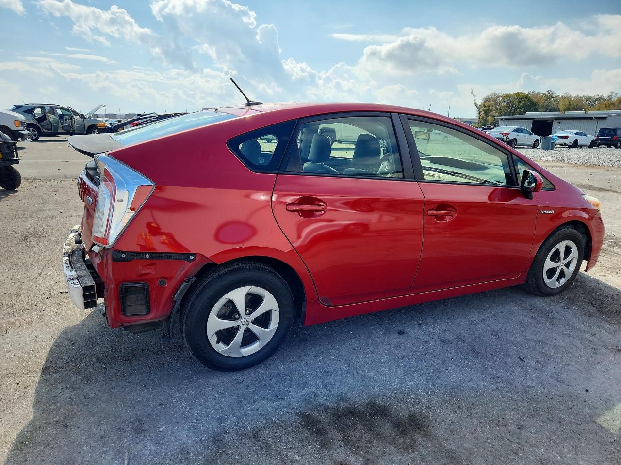 2014 TOYOTA PRIUS THREE photo 5