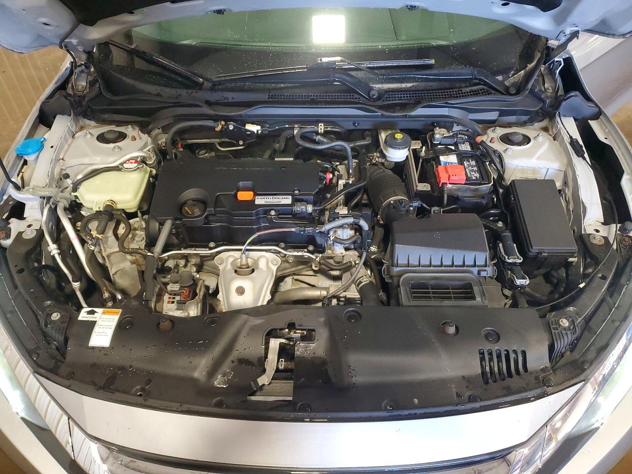 2016 HONDA CIVIC LX photo 11
