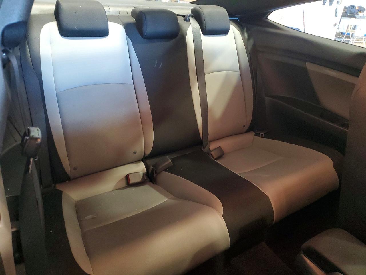 2016 HONDA CIVIC LX photo 10