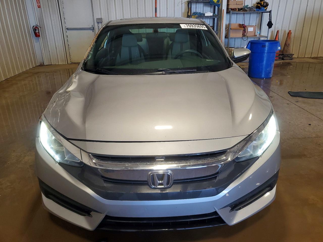 2016 HONDA CIVIC LX photo 5
