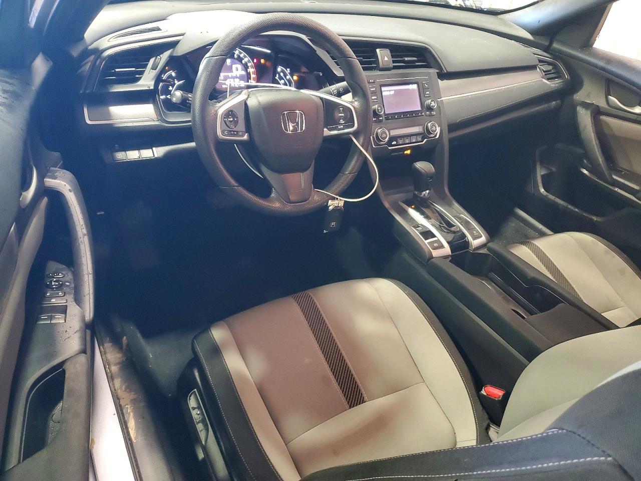 2016 HONDA CIVIC LX photo 8