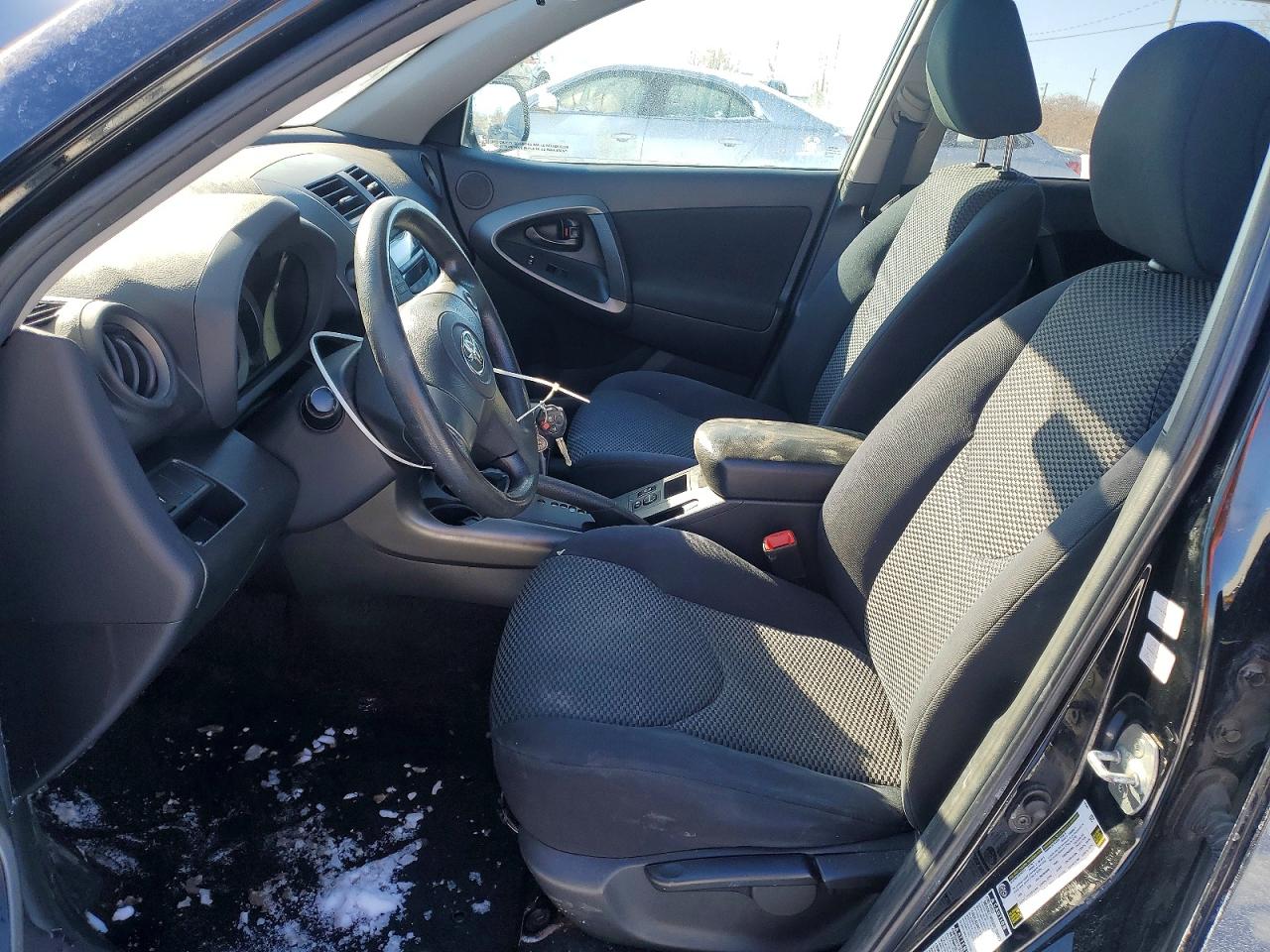 2011 TOYOTA RAV4 SPORT photo 13
