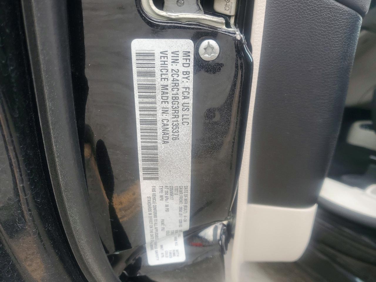 2024 CHRYSLER PACIFICA TOURING L photo 13