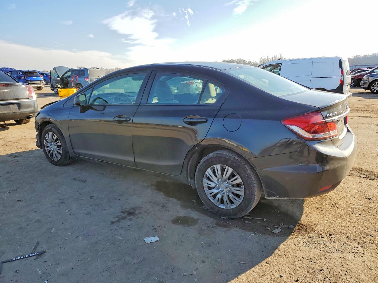 2013 HONDA CIVIC LX photo 2