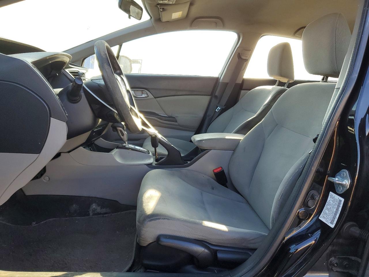 2013 HONDA CIVIC LX photo 7