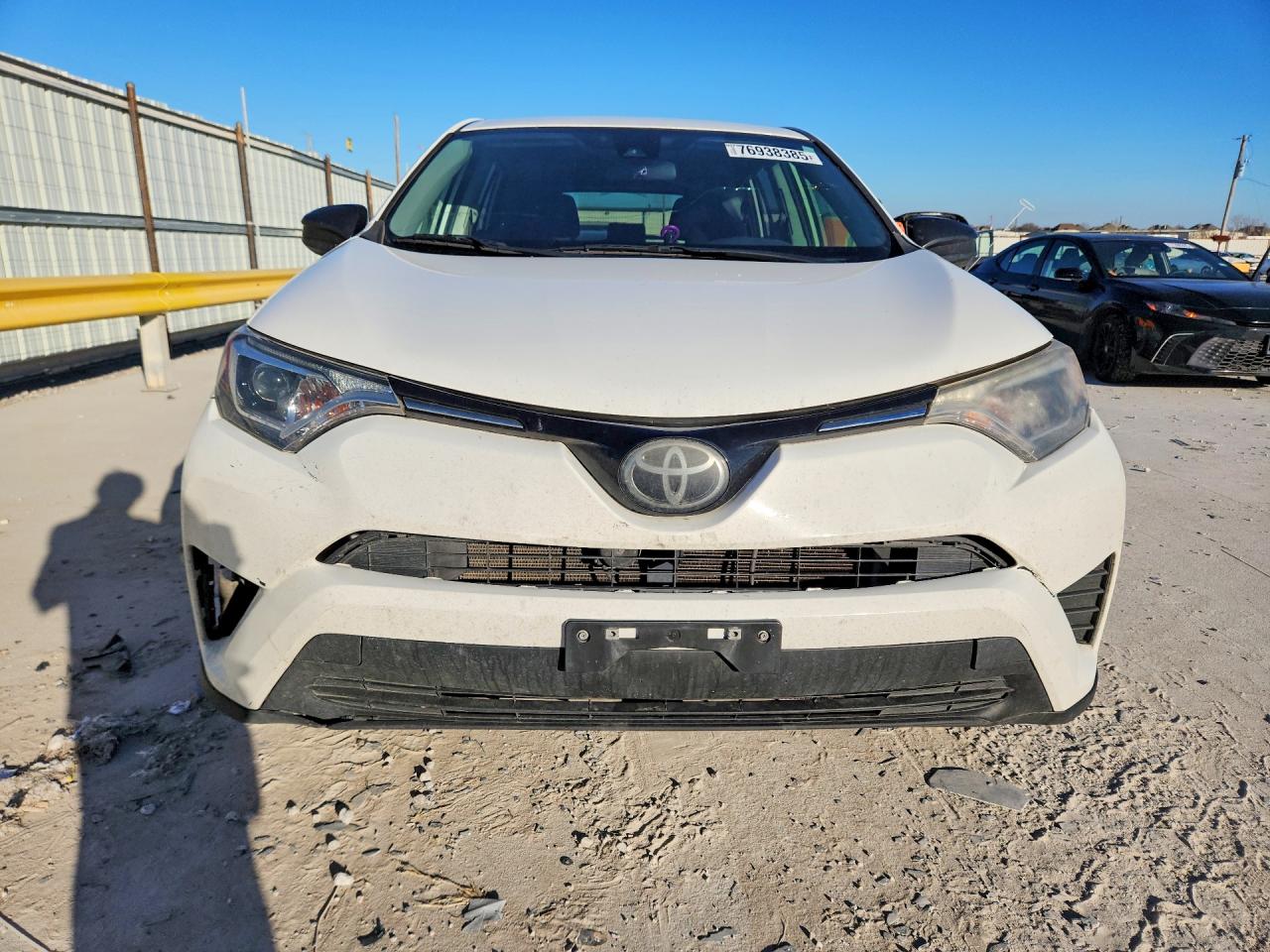 2018 TOYOTA RAV4 LE photo 13