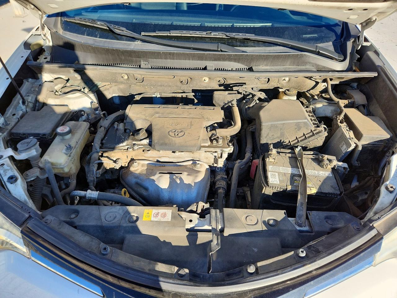 2018 TOYOTA RAV4 LE photo 31
