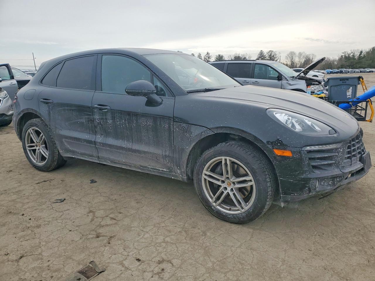 2018 PORSCHE MACAN photo 4