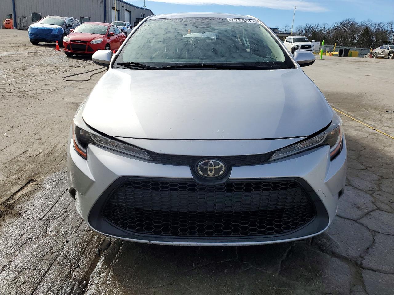 2020 TOYOTA COROLLA LE photo 9