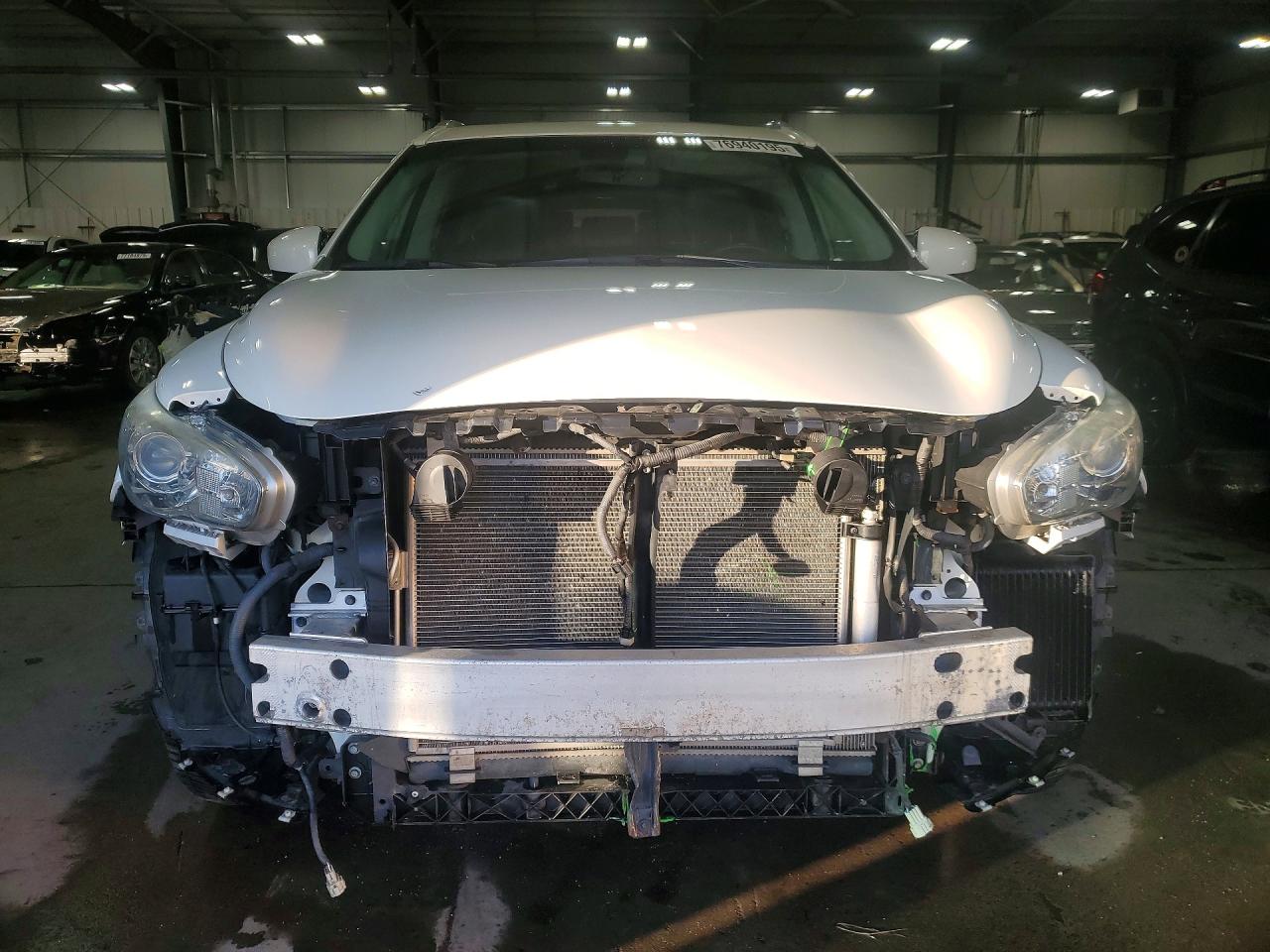 2014 INFINITI QX60 BASE photo 9