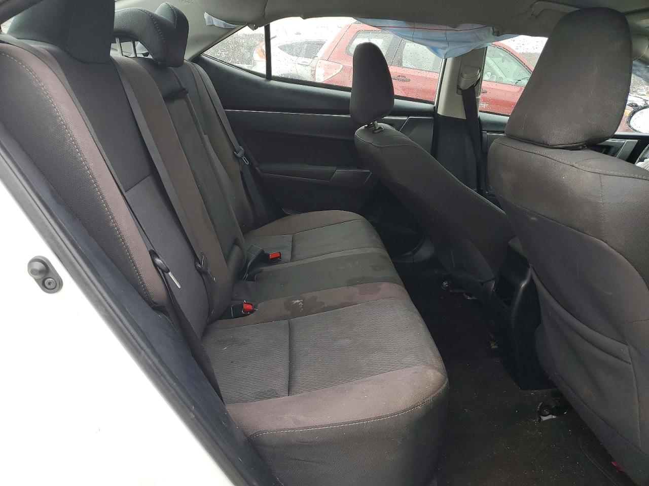 2018 TOYOTA COROLLA L photo 19
