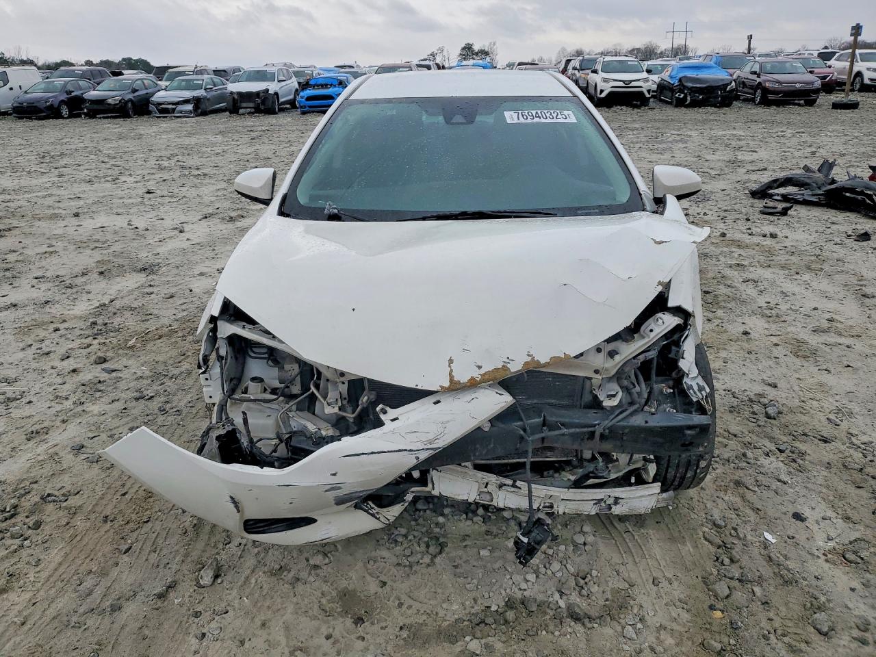 2018 TOYOTA COROLLA L photo 9
