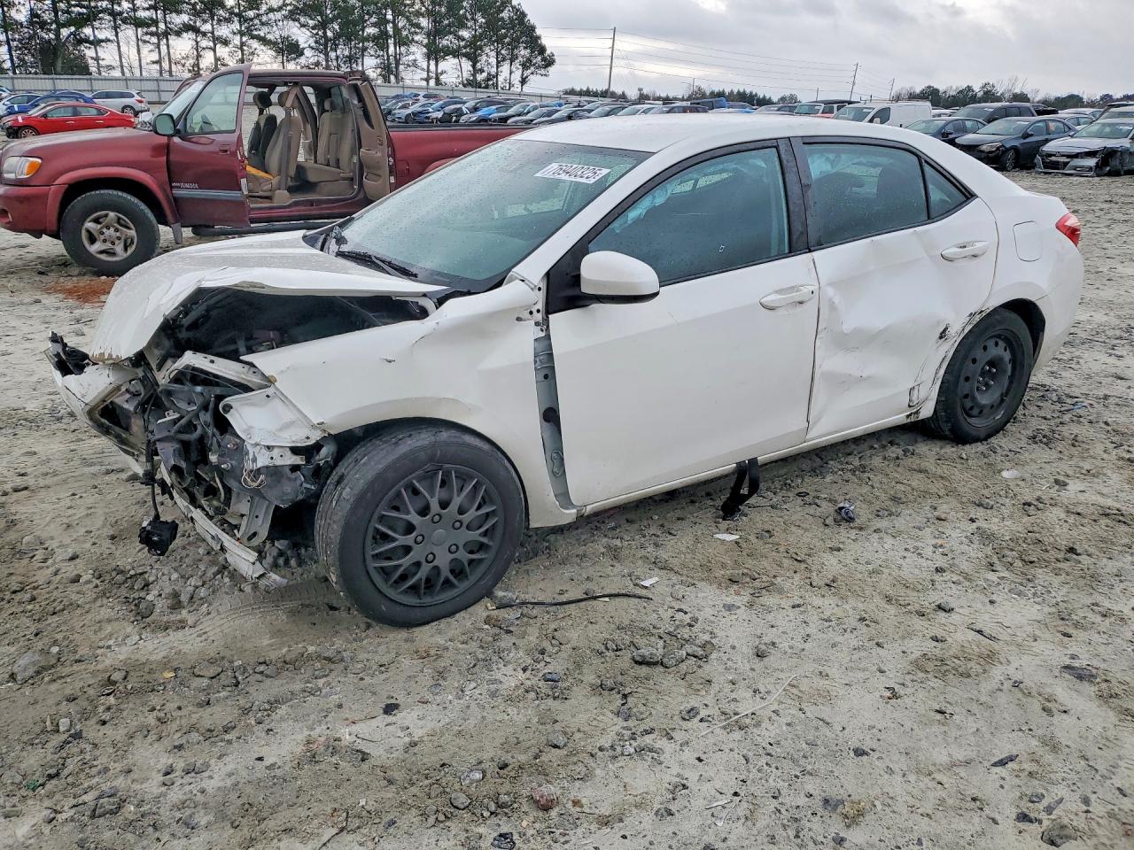 2018 TOYOTA COROLLA