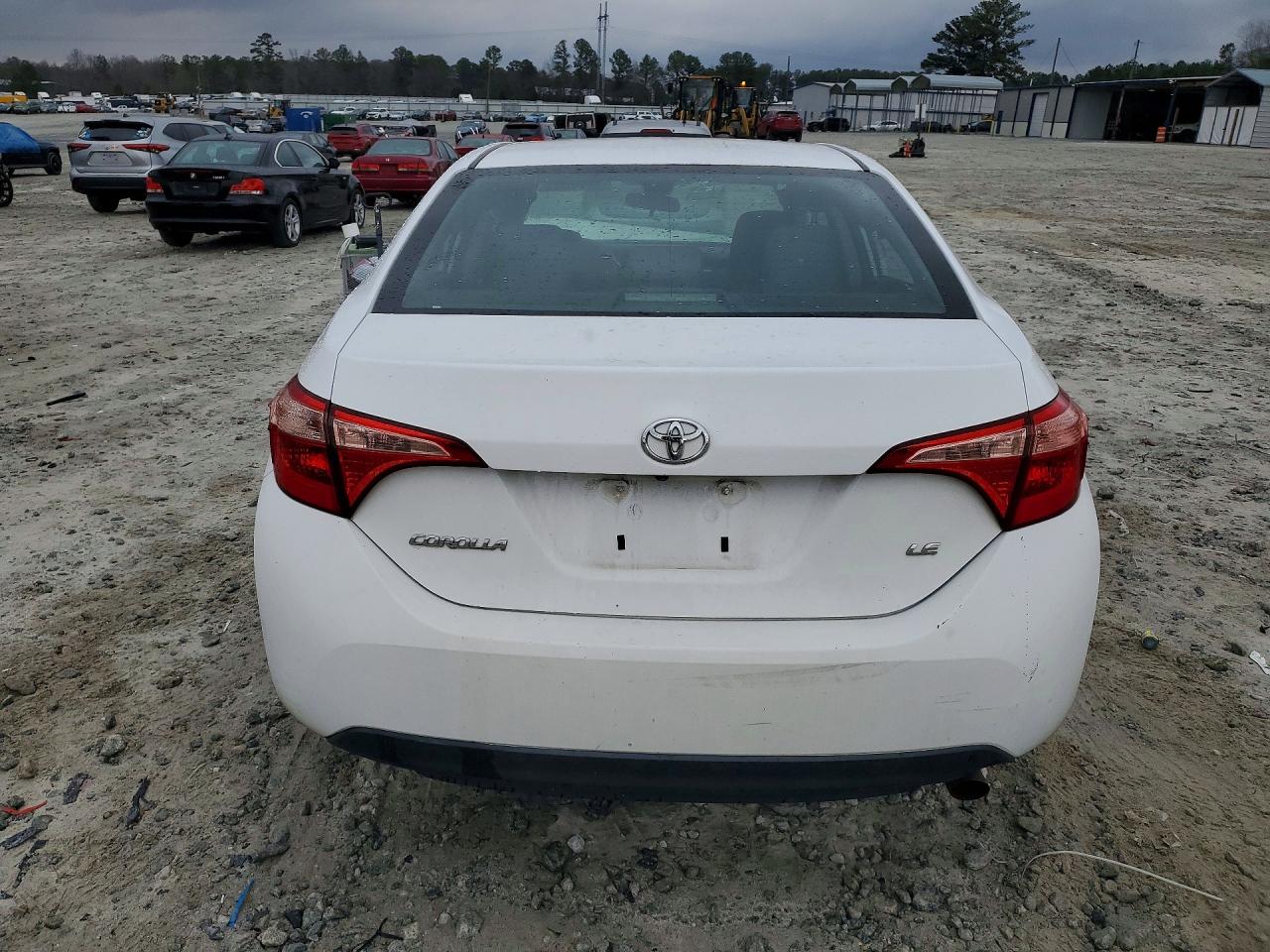 2018 TOYOTA COROLLA L photo 11