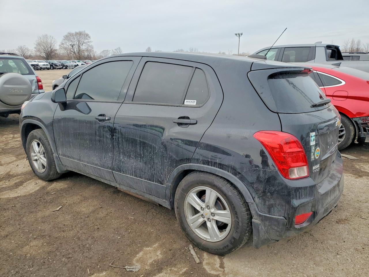 2020 CHEVROLET TRAX LS photo 3