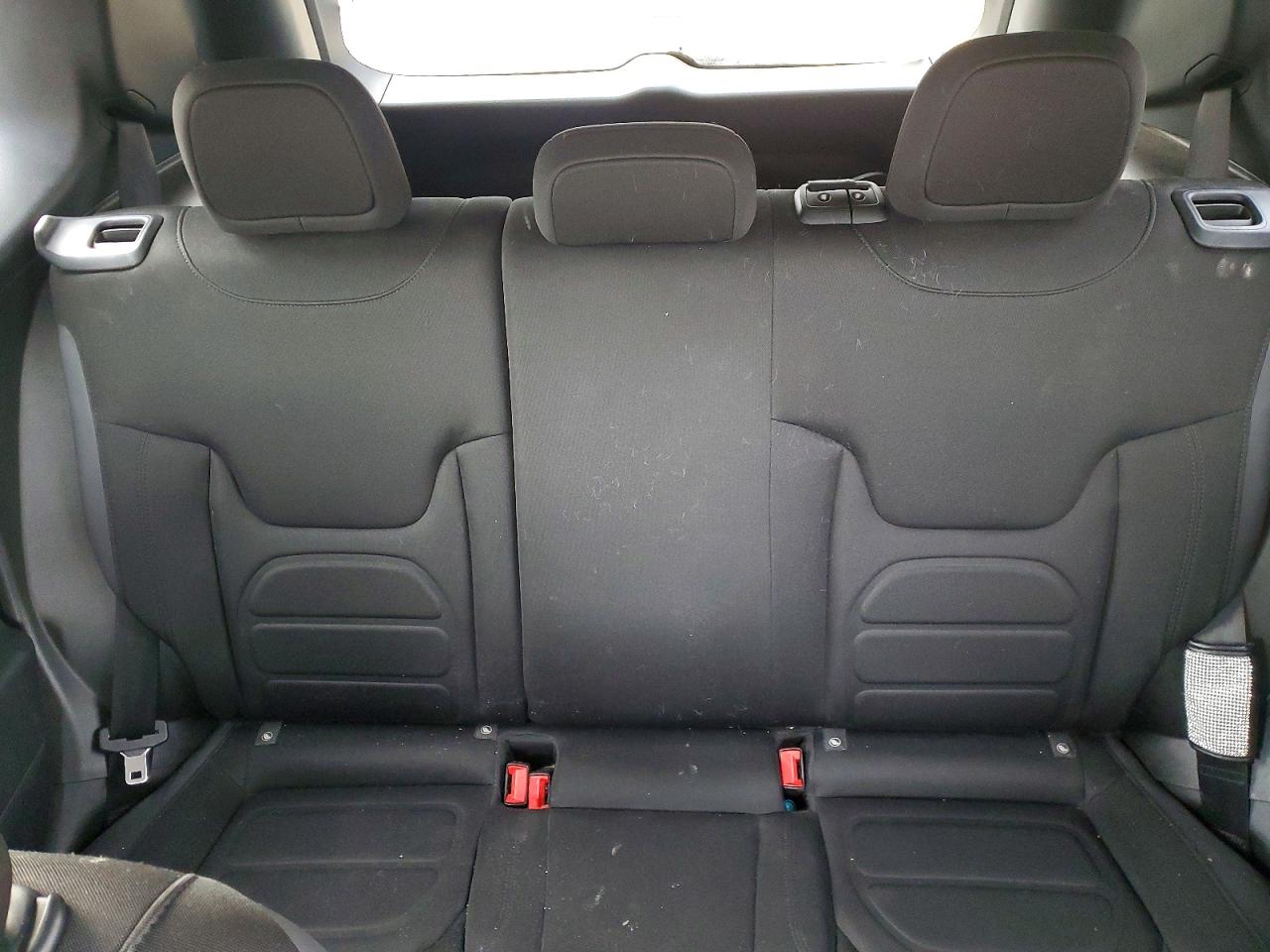 2017 JEEP RENEGADE LATITUDE photo 19