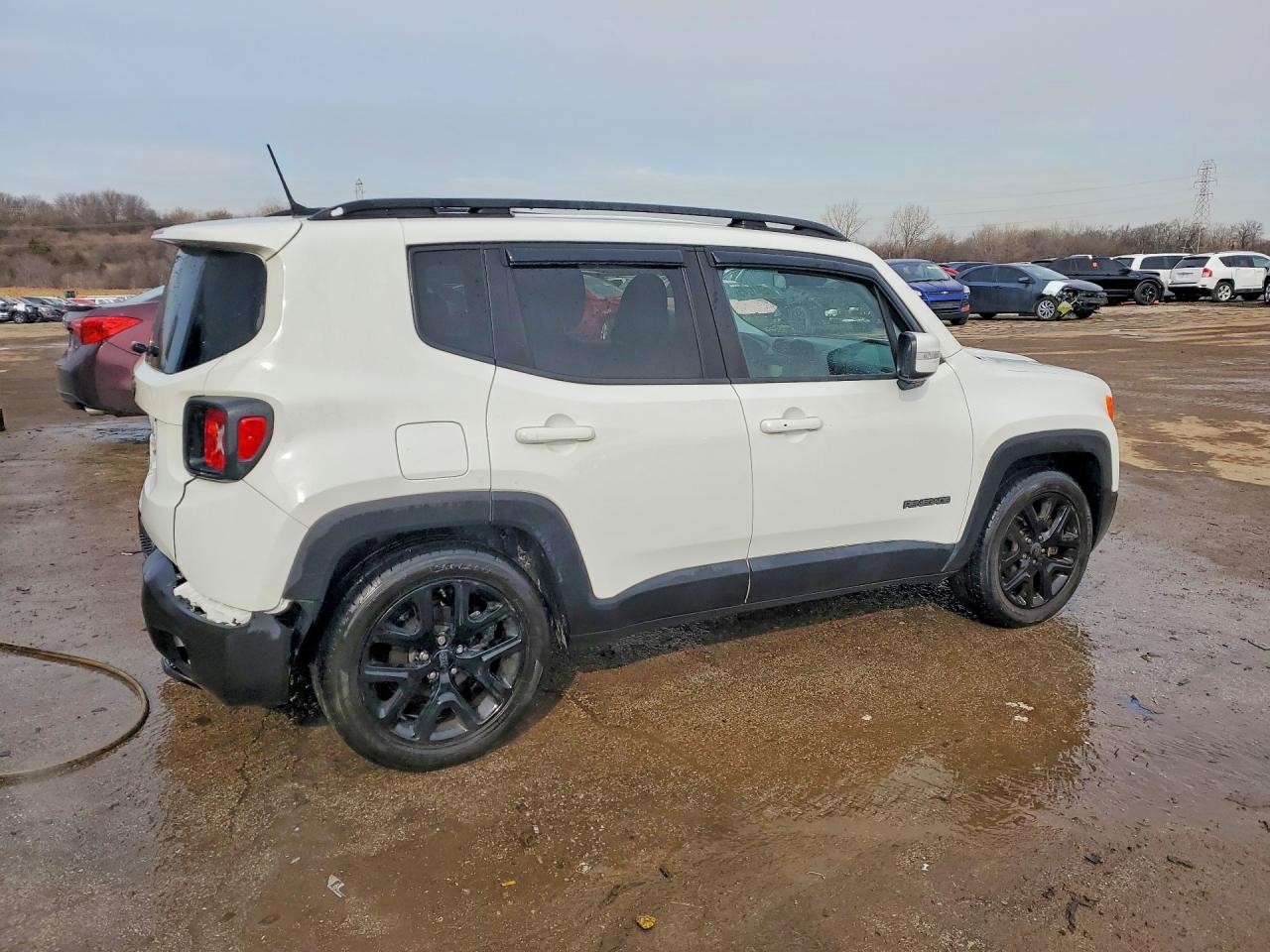 2017 JEEP RENEGADE LATITUDE photo 5