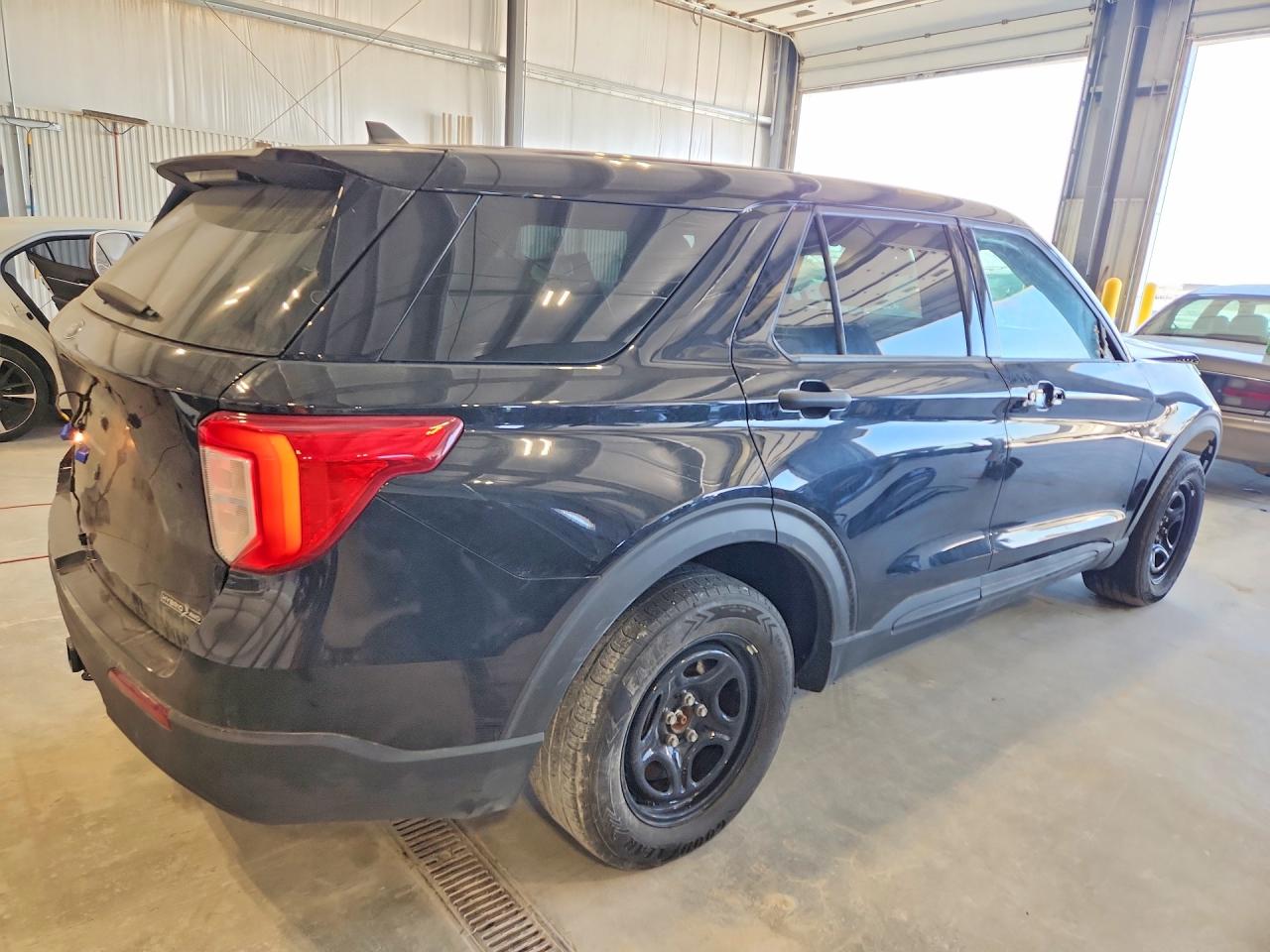 2023 FORD EXPLORER POLICE INTERCEPTOR photo 3