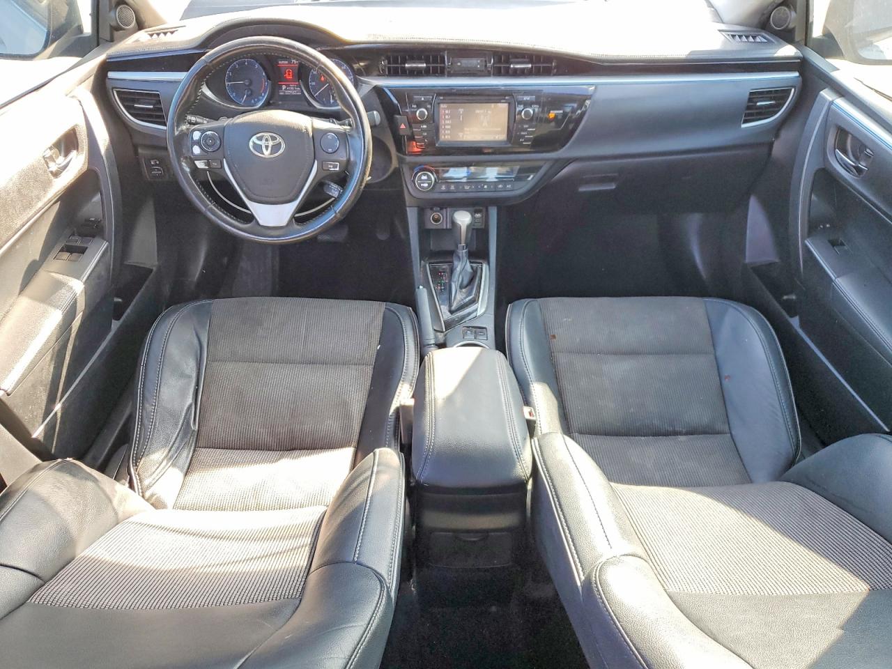 2016 TOYOTA COROLLA L photo 22