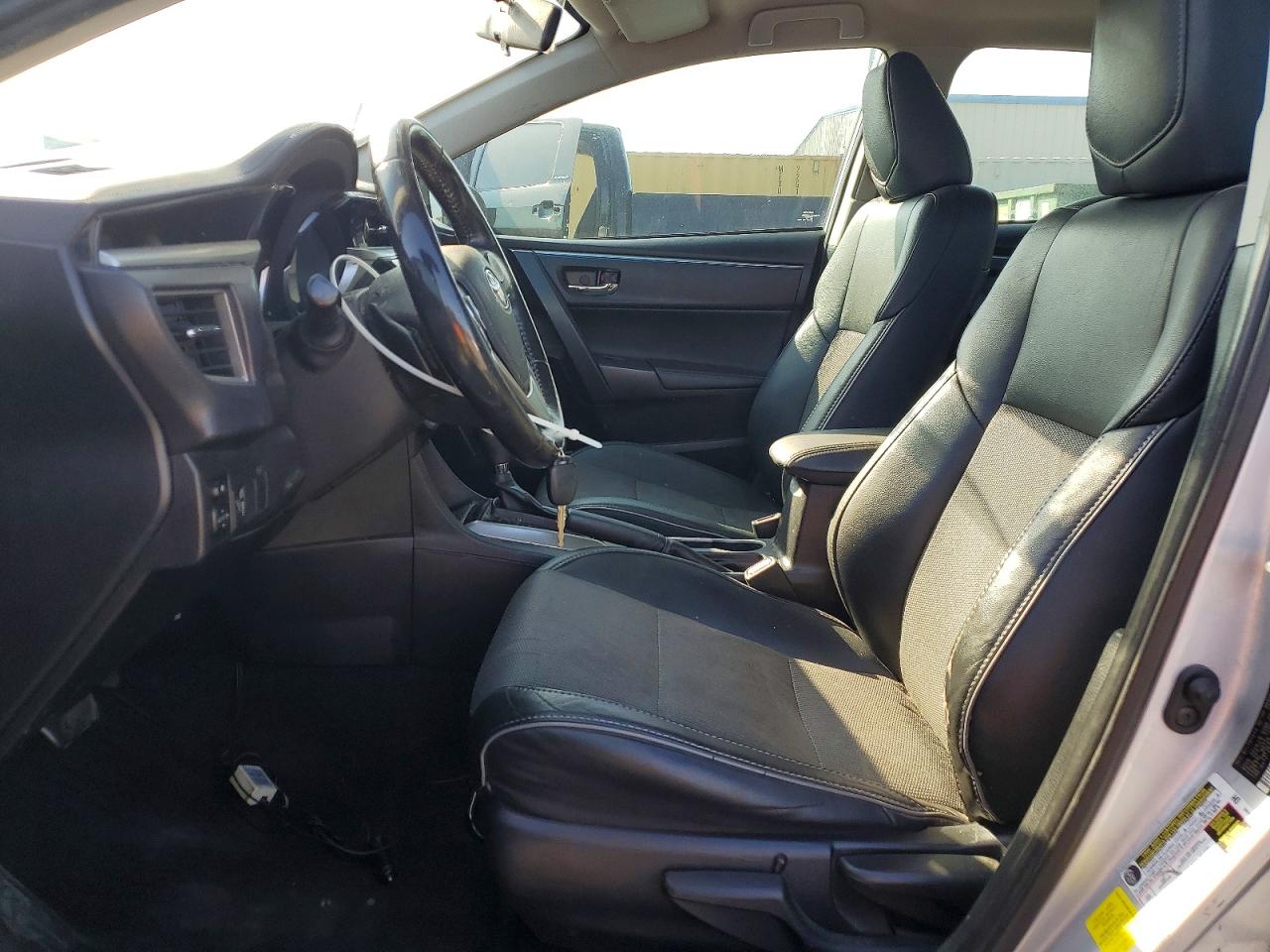 2016 TOYOTA COROLLA L photo 19