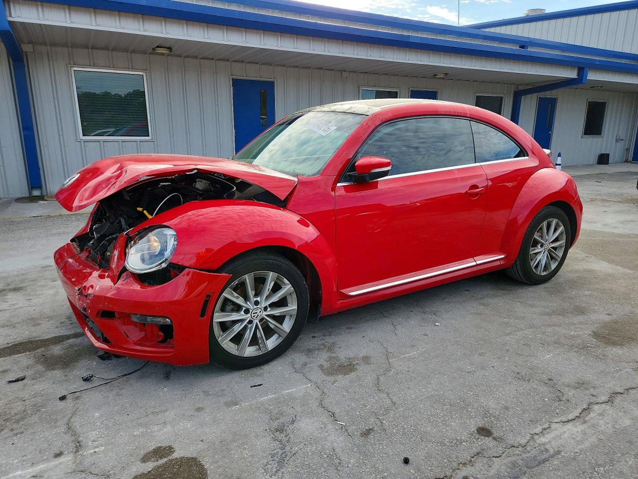 2018 VOLKSWAGEN BEETLE