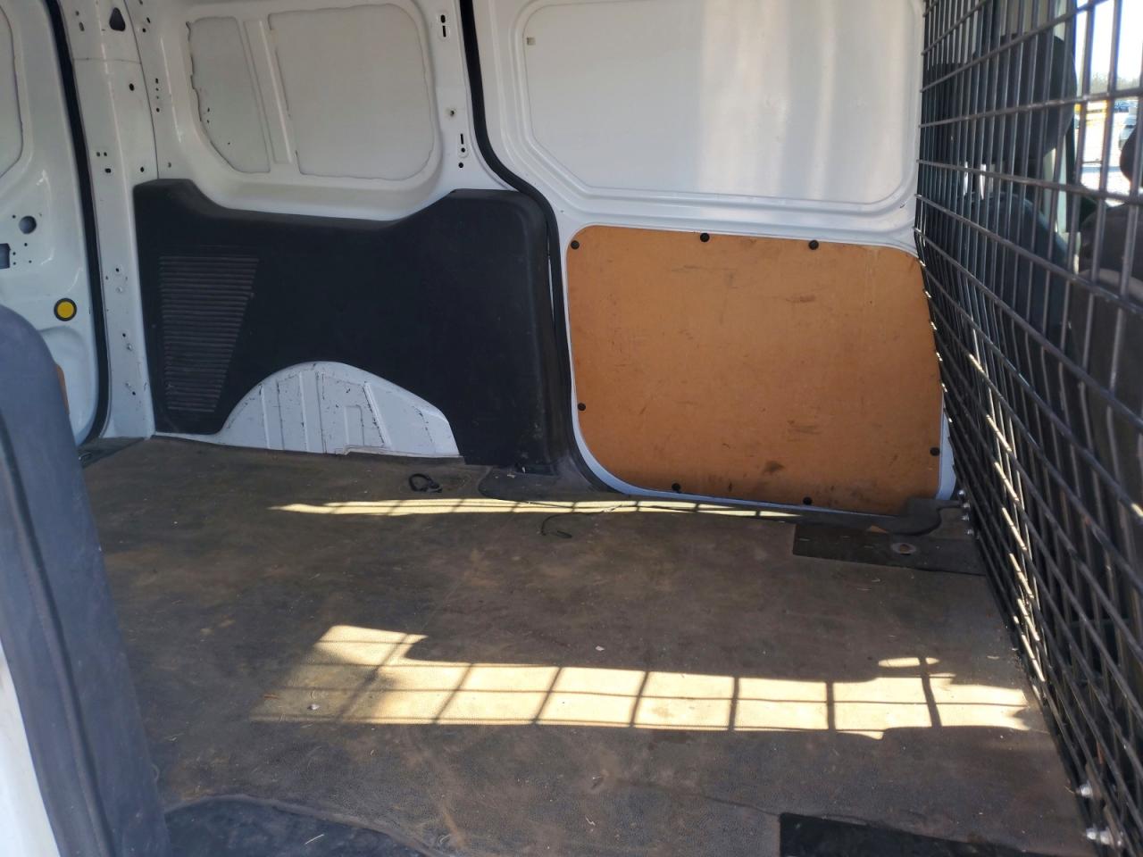 2015 FORD TRANSIT CONNECT XL photo 31