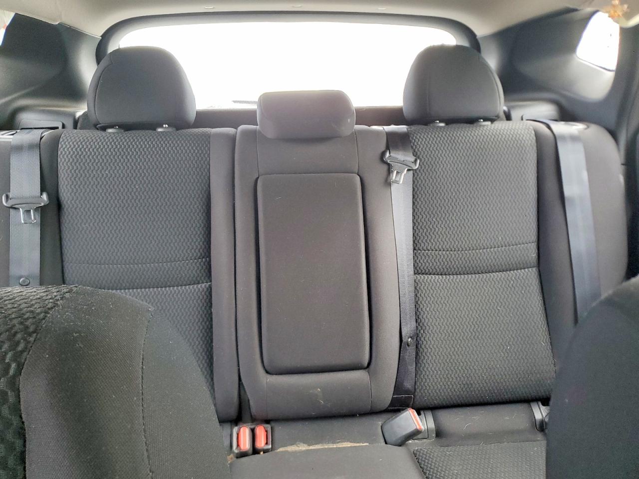 2018 NISSAN ROGUE SPORT S photo 19