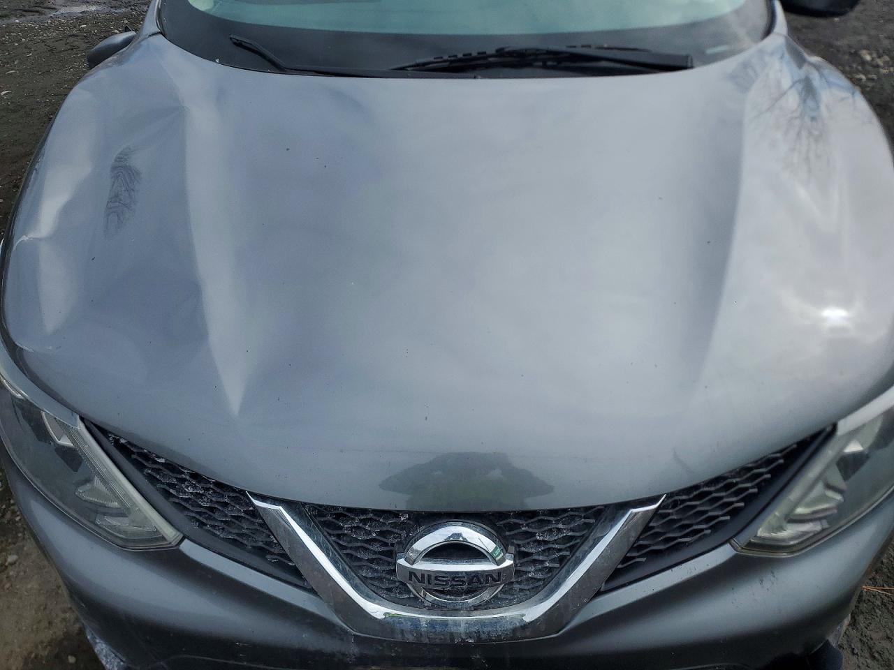 2018 NISSAN ROGUE SPORT S photo 23