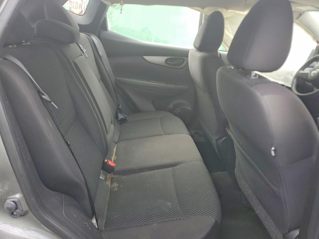 2018 NISSAN ROGUE SPORT S photo 21