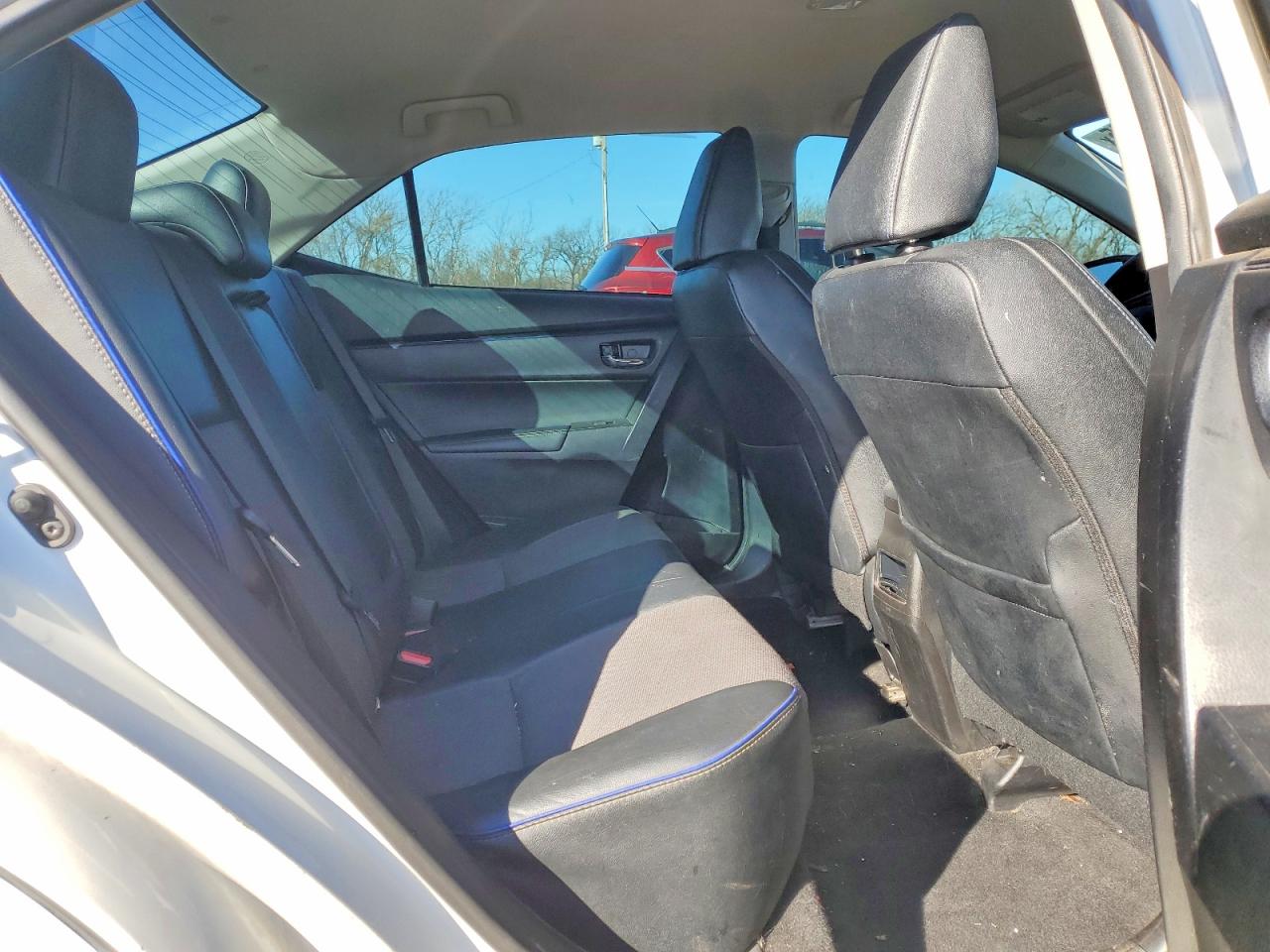 2017 TOYOTA COROLLA SE photo 10